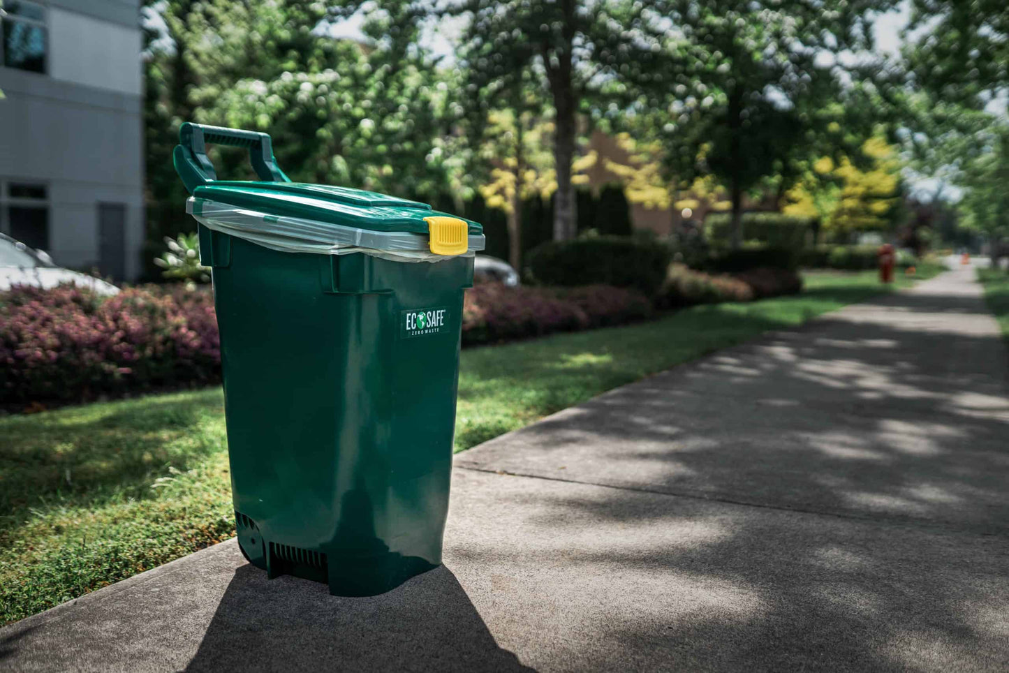 Curbside Cart - Tall w/ Animal Latch